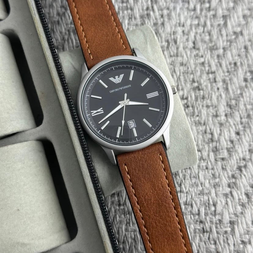 Timeless elegance, signed by Emporio Armani.