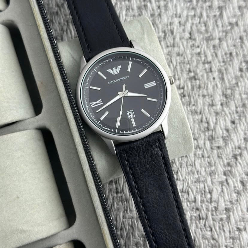 Timeless elegance, signed by Emporio Armani.